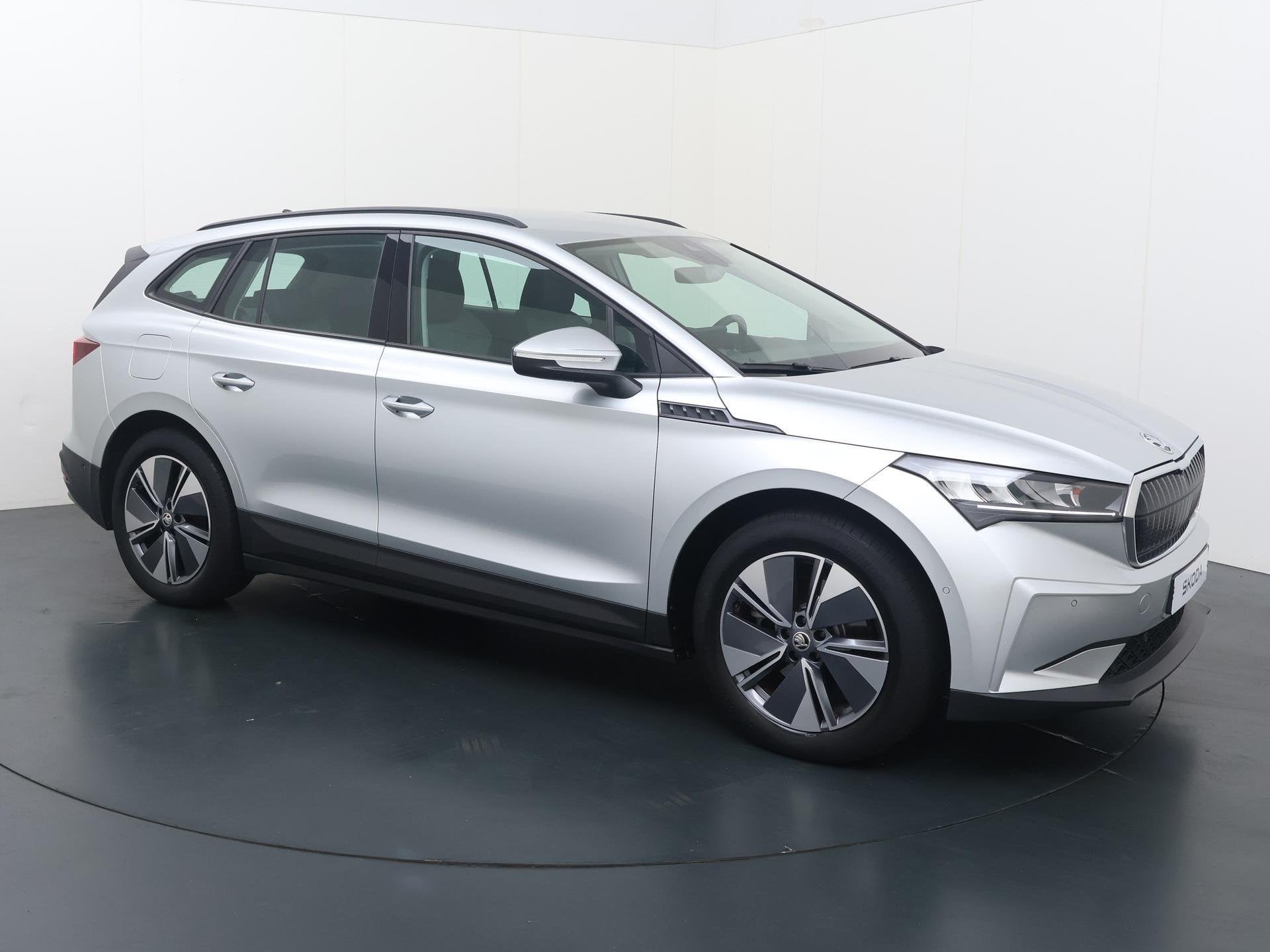 Skoda Enyaq iV 60 | 180 PK | SoH 90% | Achteruitrijcamera |, Auto's, Automaat, Achterwielaandrijving, Leder en Stof, Origineel Nederlands
