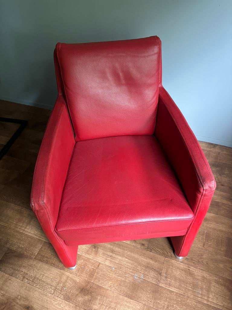 Twee gebruikte rode leren fauteuils, Ophalen of Verzenden, Zo goed als nieuw, 75 tot 100 cm, 50 tot 75 cm