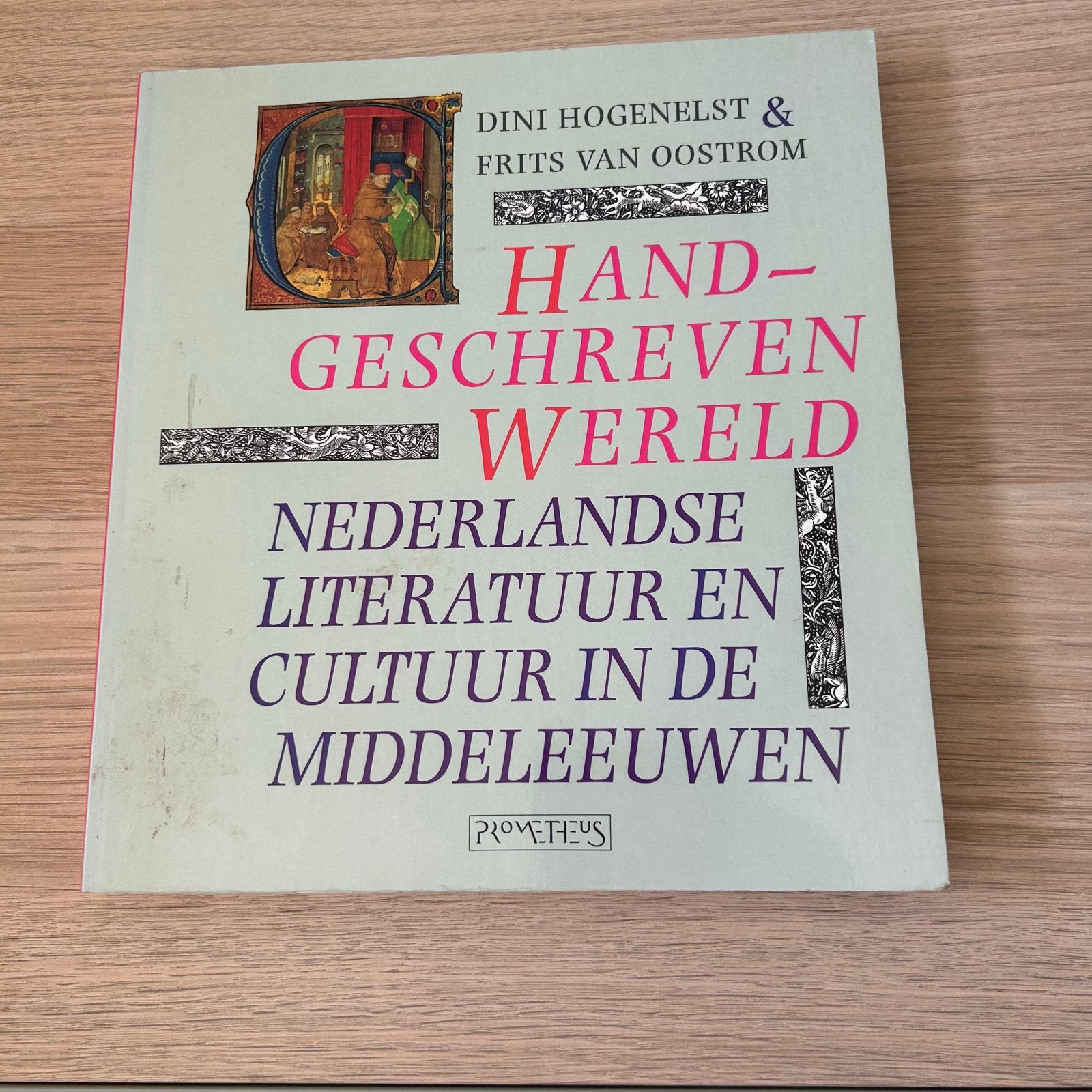 Handgeschreven Wereld: Nederlandse literatuur en cultuur, Ophalen of Verzenden, Gelezen