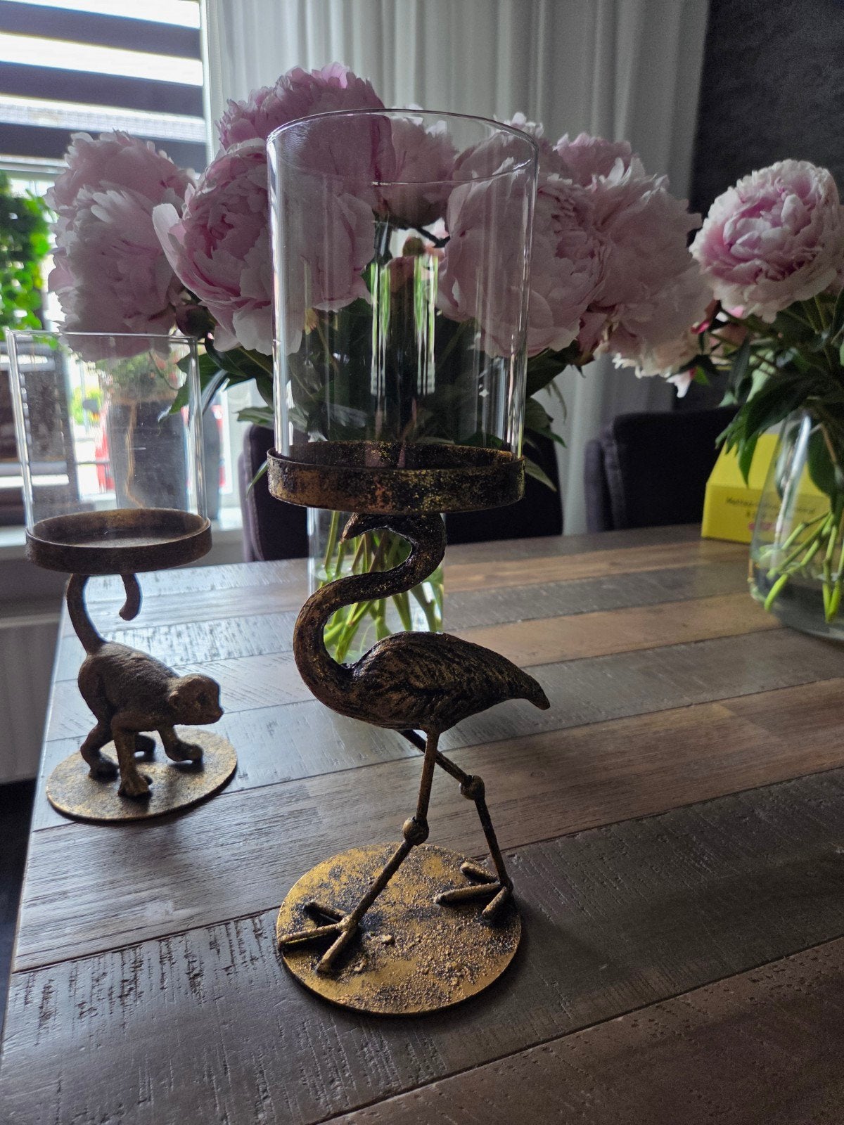 Decoratieve kandelaars: flamingo en aap, 25 tot 50 cm, Ophalen of Verzenden, Zo goed als nieuw, Metaal