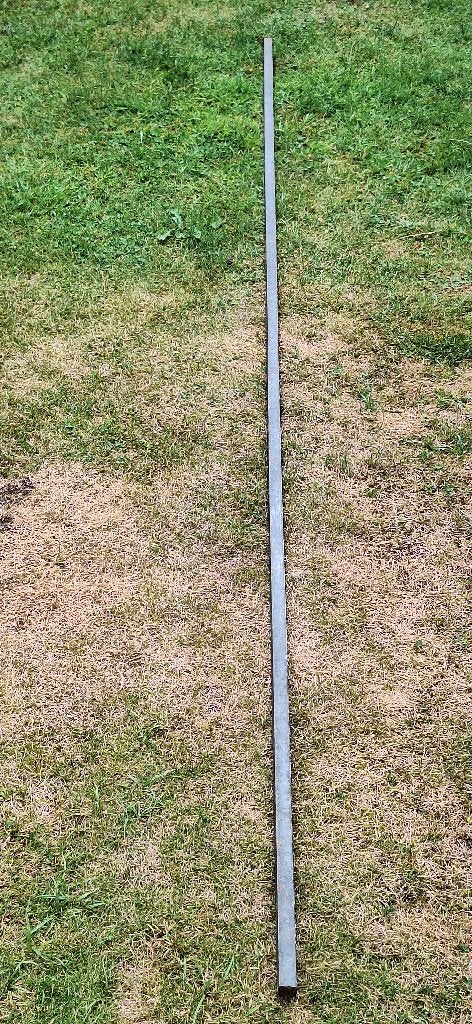 massief blank stalen staaf vierkantstaal 2x2cm lang 267cm, Ophalen, Nieuw, IJzer