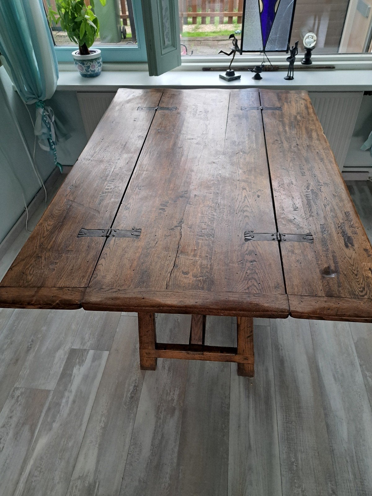 Antieke uitschuifbare eettafel met lade, Ophalen