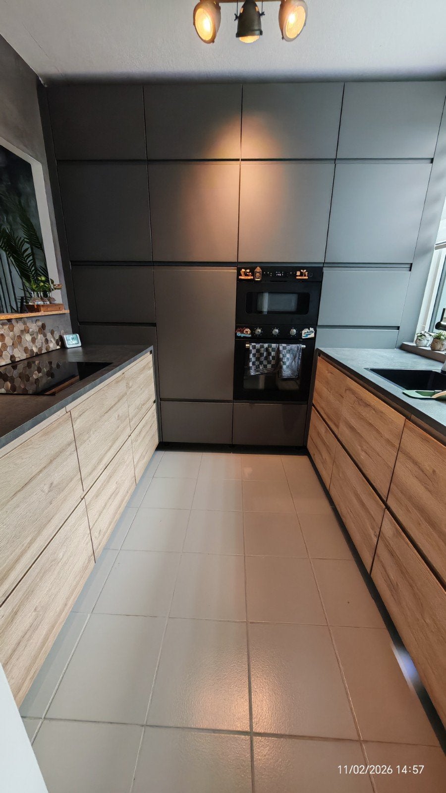 Gezocht: IKEA grijs eiken (vorige type) 60x80 of 2x 60x40, Ophalen of Verzenden