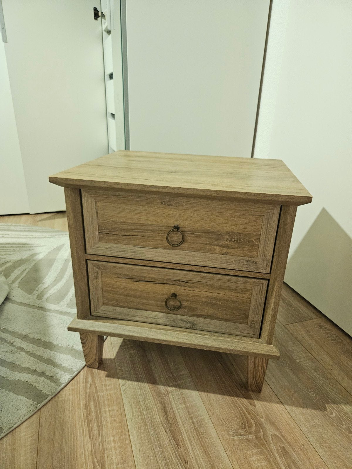 2x Nachtkastjes met lades - Hout bruin zwart, Gebruikt, Minder dan 45 cm, Hout, 55 tot 70 cm