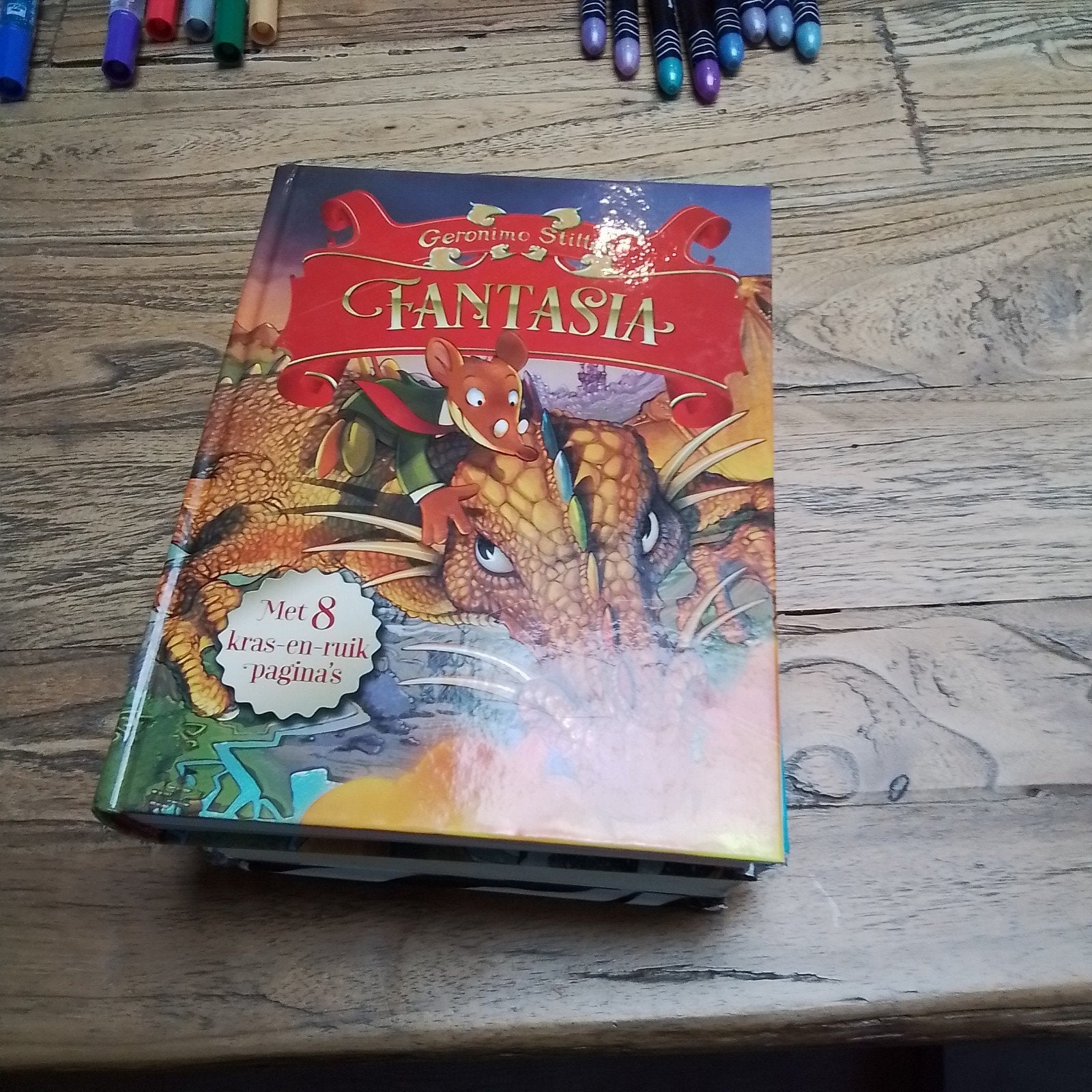 Geronimo Stilton - Fantasia (met kras-en-ruik pagina's), Ophalen of Verzenden, Zo goed als nieuw, Geronimo Stilton, Fictie algemeen