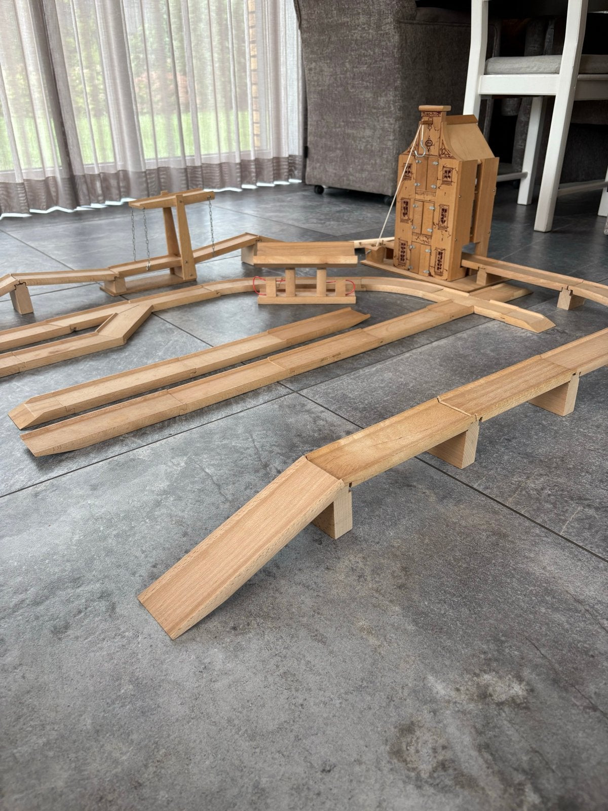 Antieke houten autobaan met pakhuis en ophaalbrug, Ophalen, Zo goed als nieuw, Overige typen