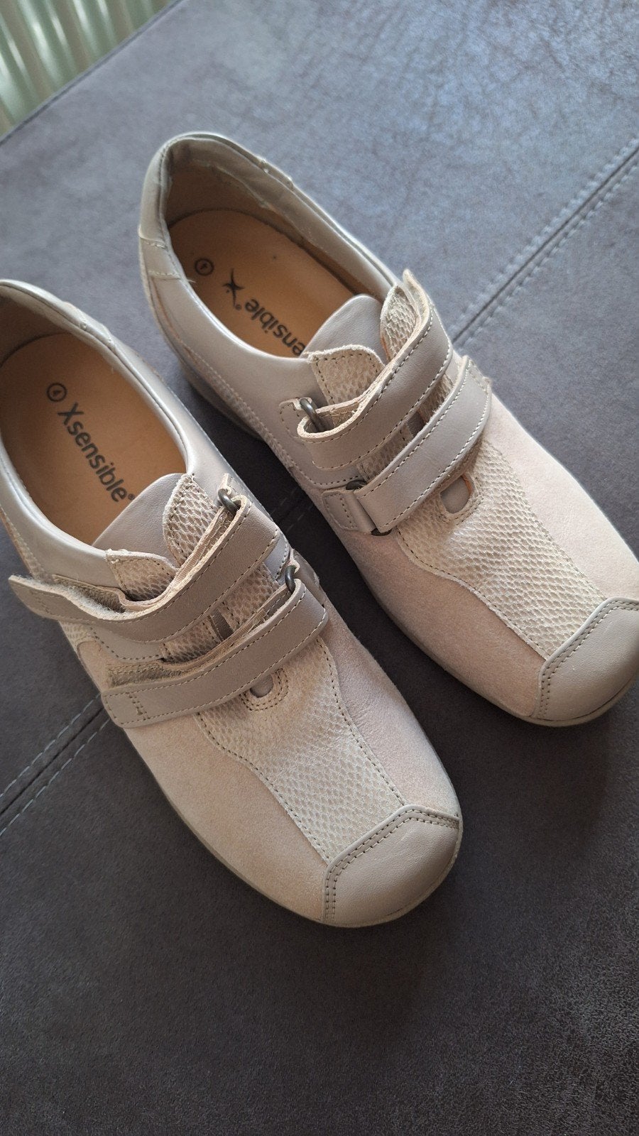 Xsensible creme kleurige schoenen met klittenband maat 37, Ophalen of Verzenden, Nieuw, Zwart