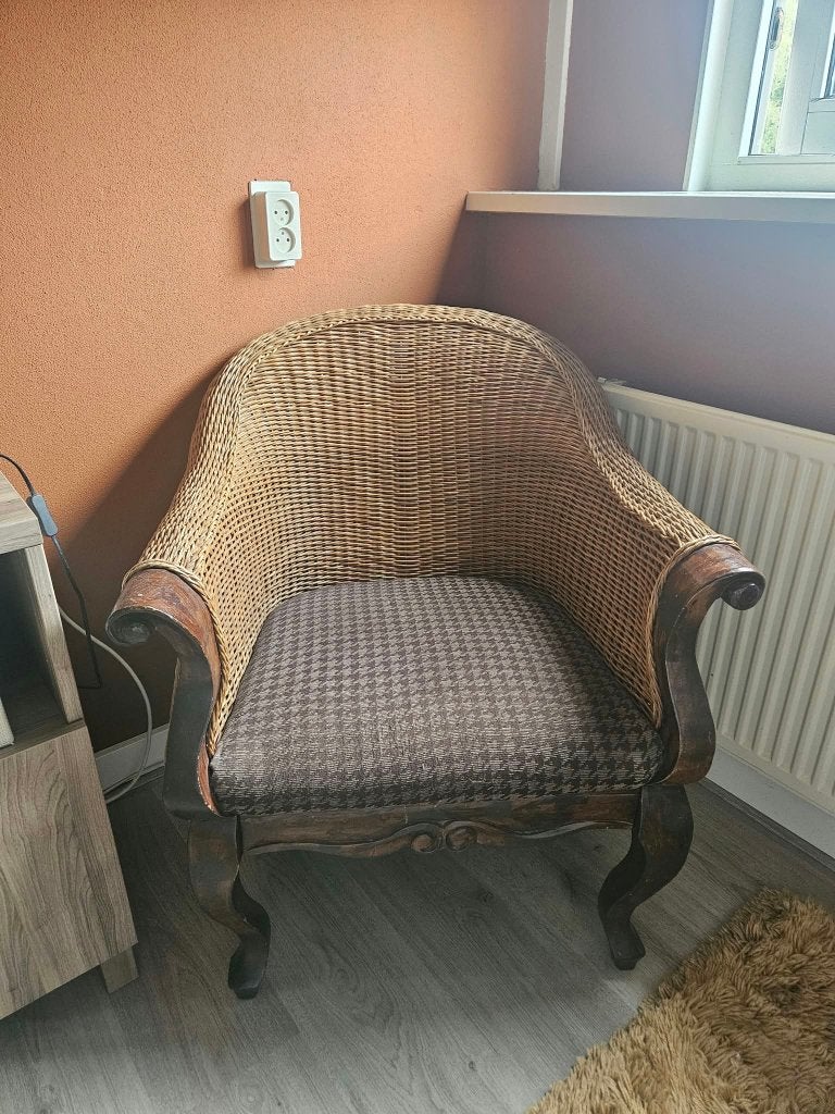 Rotan Fauteuil, Huis en Inrichting, Ophalen, Hout, Gebruikt, Minder dan 75 cm