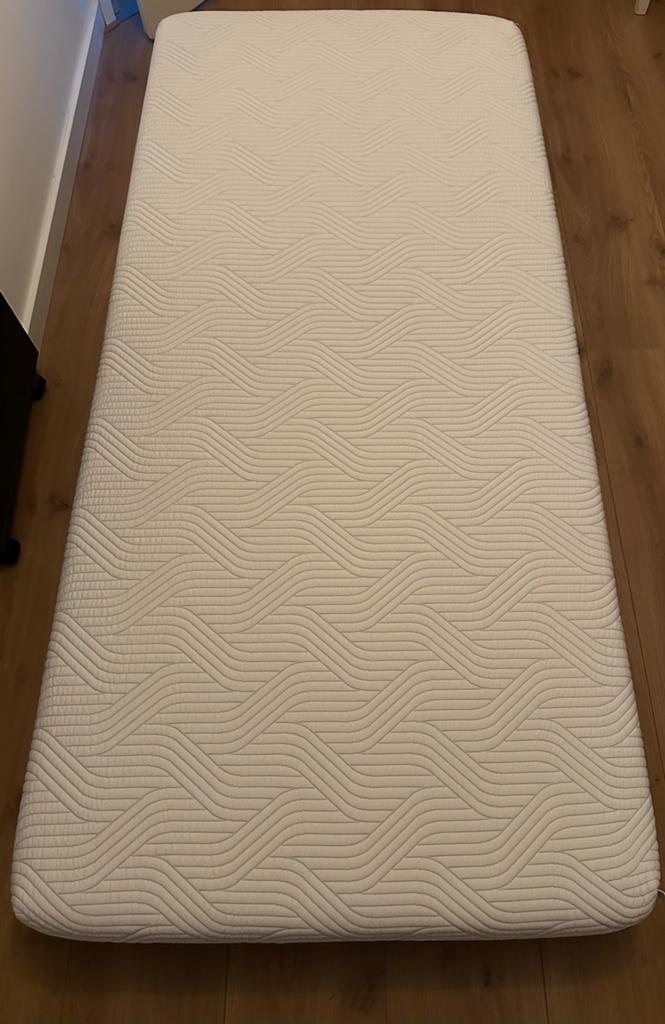 TEMPUR PRO Firm SmartCool Matras - slechts 1 jaar oud!, Ophalen, 90 cm, Eenpersoons, Zo goed als nieuw