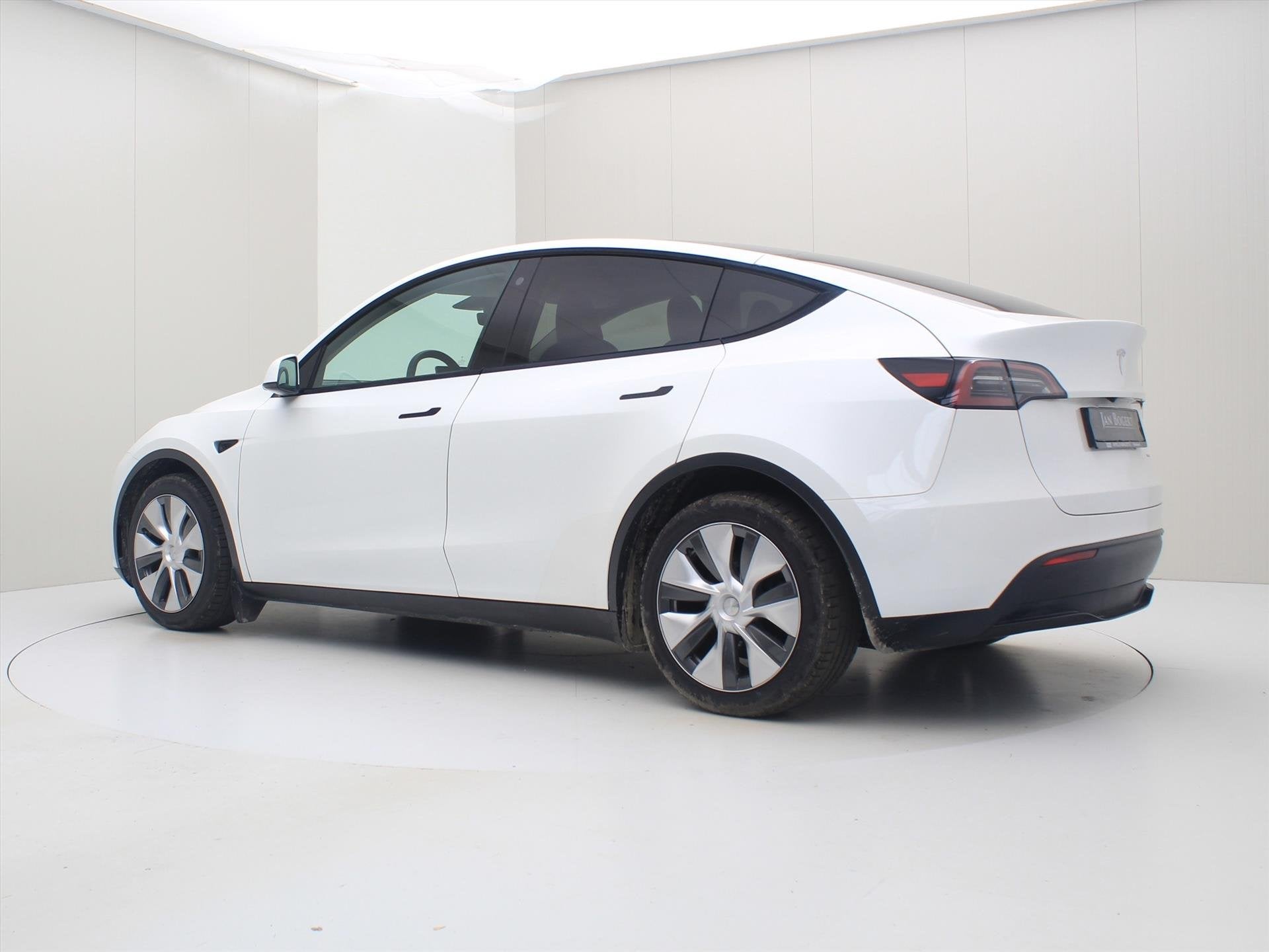 Tesla Model Y Long Range AWD 75kWh 351pk 92% SoH [ TREKHAAK+, Auto's, Tesla, Automaat, Gebruikt, Zwart, Wit