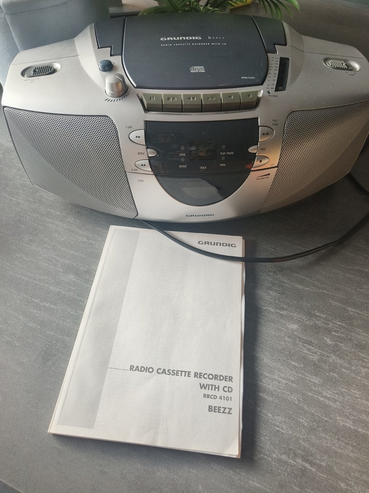 Grundig radio cassette recorder met cd speler, Ophalen of Verzenden