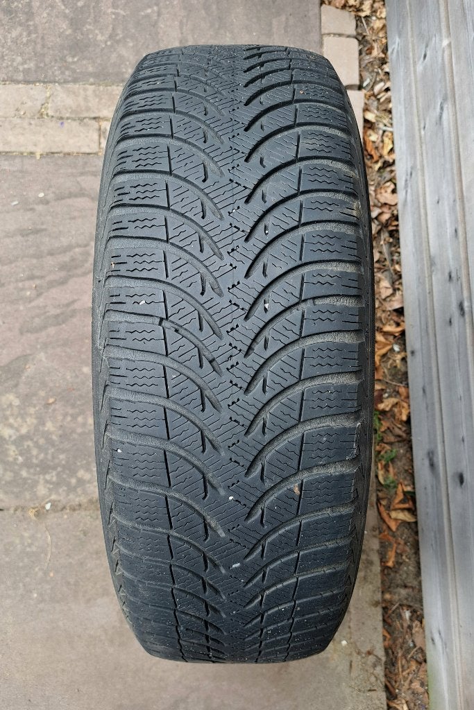 Vier winterbanden op velg voor Kia, Hyundai, Ophalen, Gebruikt, 15 inch, Banden en Velgen