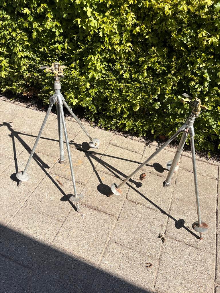 2x Sproeier op statief - Ideaal voor grote tuinen, Tuin en Terras, Tuinsproeiers, Ophalen, Gebruikt, Kanonsproeier