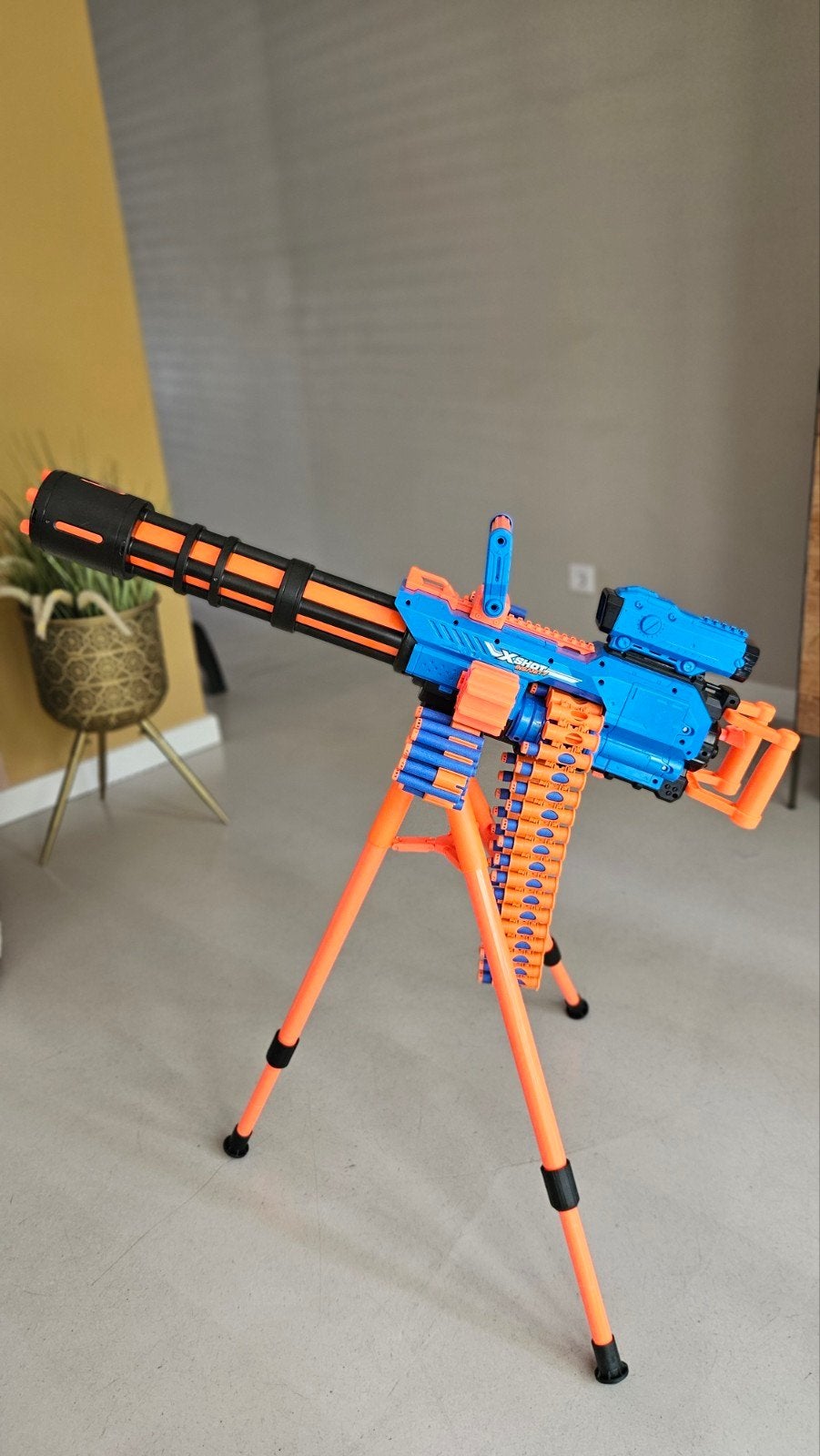 X-Shot Insanity automatische minigun met 72 pijltjes, Ophalen, Zo goed als nieuw