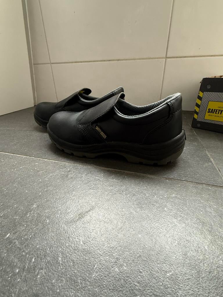 Keukenschoenen maat 37 - Hotelschool, Verzenden, Zo goed als nieuw, Zwart, Werkschoenen
