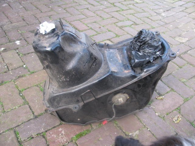 Honda GL 1100 benzinetank + ST 1100 benzinetank, Gebruikt, Honda, @honda.nl, Ophalen of Verzenden