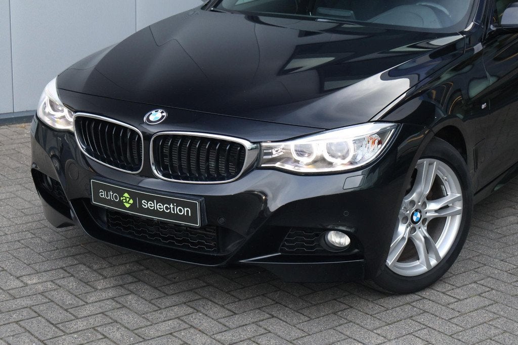 BMW 3-serie Gran Turismo 320i M-Sport / Stoelverwarming, Auto's, BMW, Gebruikt, 4 cilinders, Zwart, Bedrijf