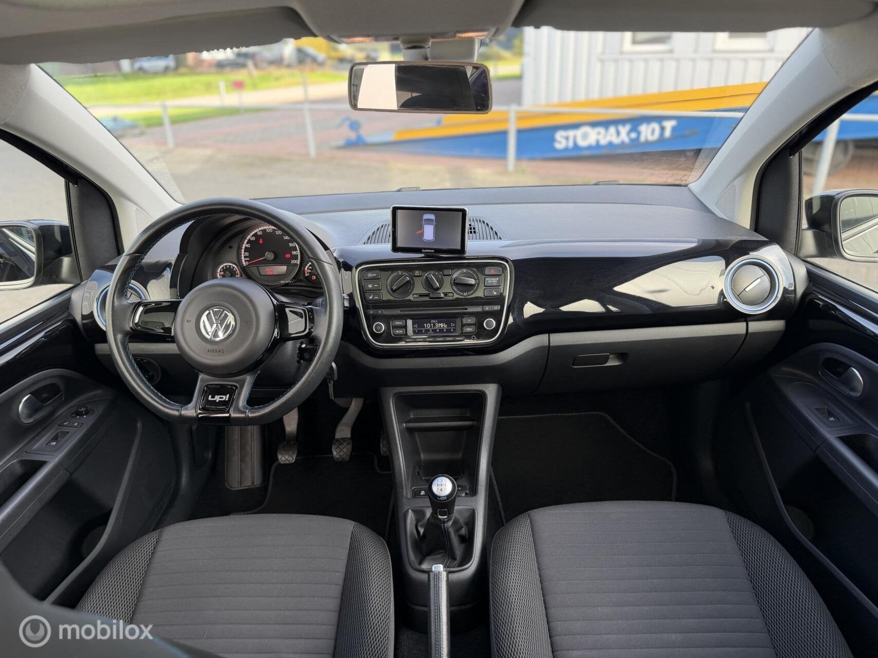 Volkswagen UP! 1.0 CUP|PANO|SHZ|AIRCO|CRUISE|PDC|NWSTAAT|, Voorwielaandrijving, Stof, Gebruikt, 840 kg