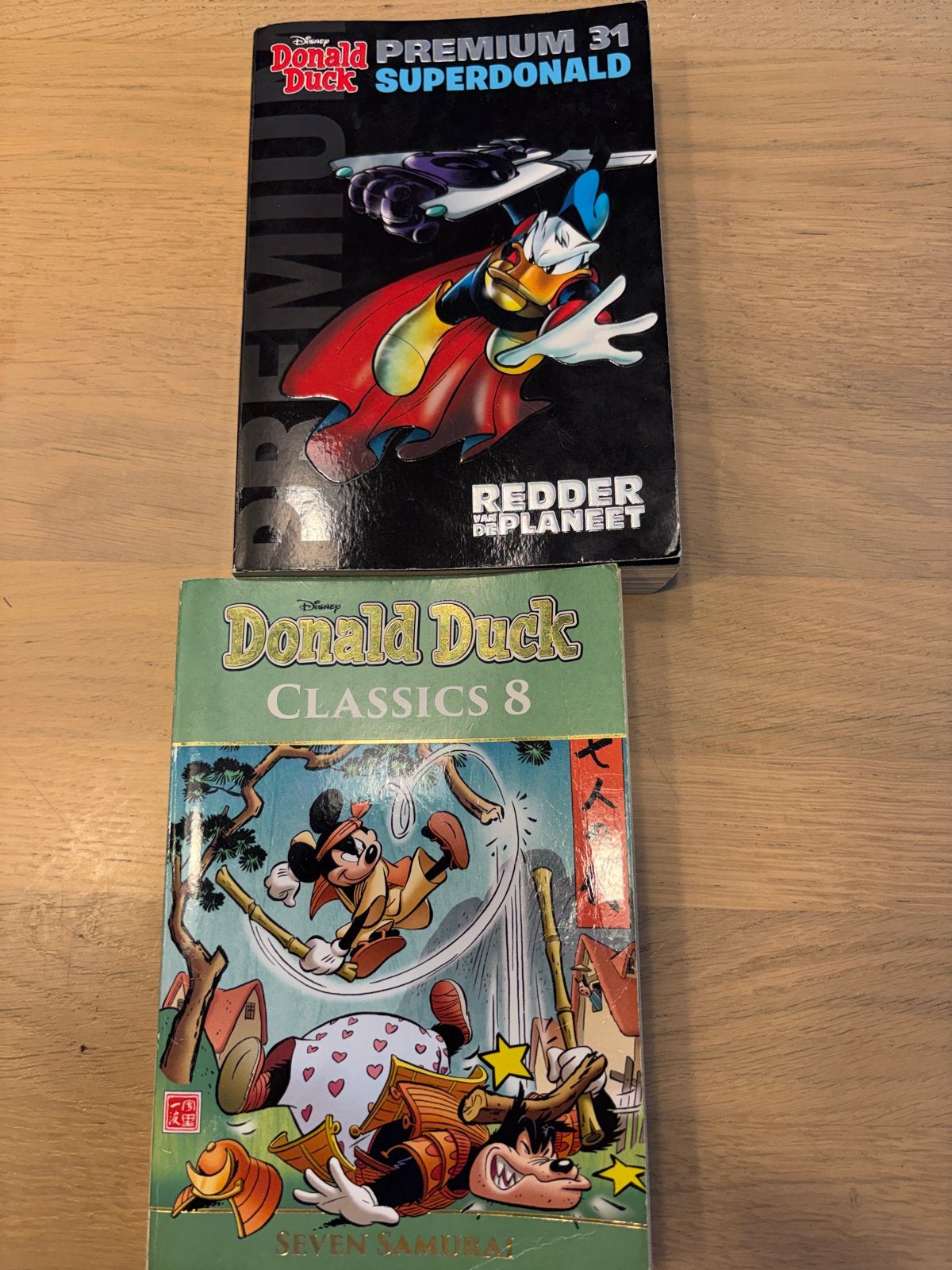 Donald Duck Premium 31 & Classics 8 - Stripboeken, Meerdere stripboeken, Ophalen of Verzenden, Gelezen