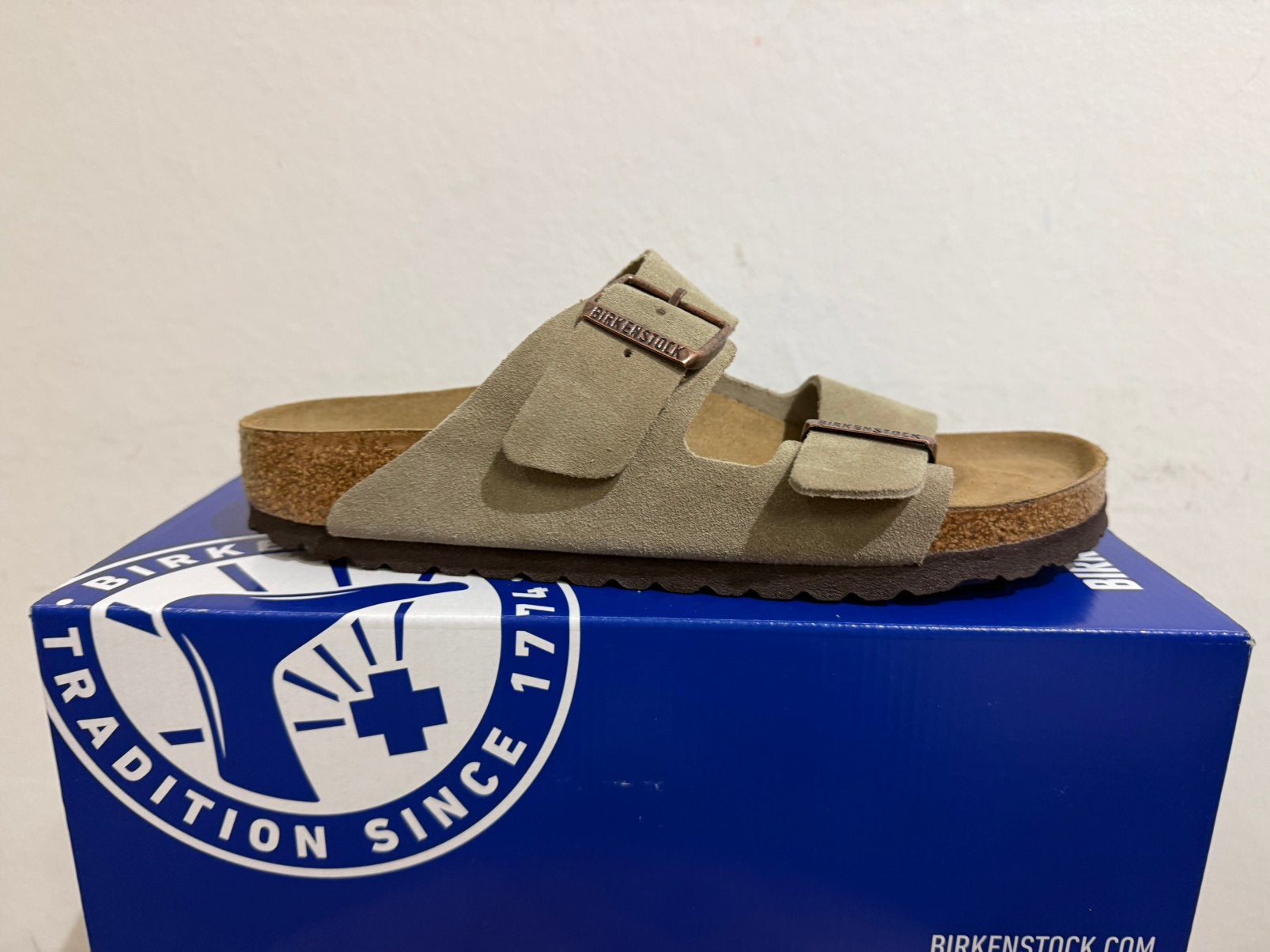 Te koop nieuwe Birkenstock Arizon Taupe maat 40, Postlaan 3, Birkenstock, Bruin, Nieuw