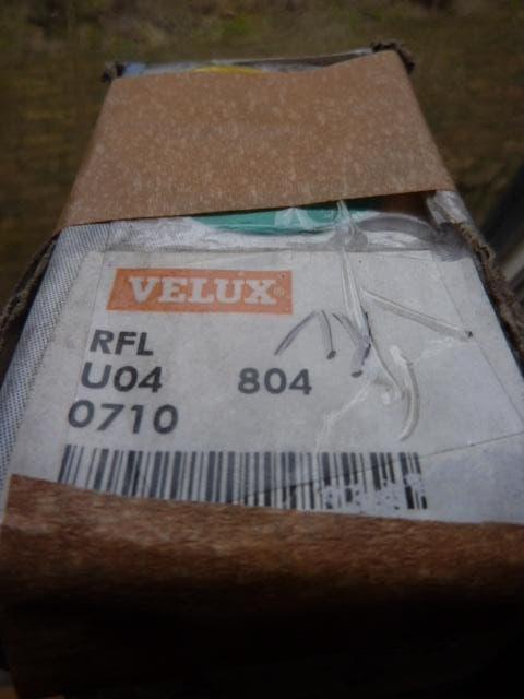 Nieuw Velux licht doorlatend gordijn / RFL U04 ( 134 x 98 ), 100 tot 150 cm, Nieuw, Ophalen of Verzenden, Minder dan 100 cm