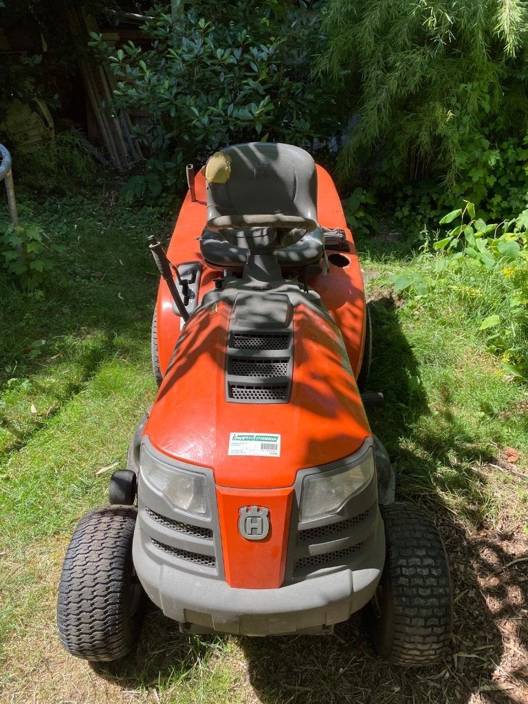 Zitmaaier HUSQVARNA, Ophalen, Gebruikt, 90 tot 120 cm
