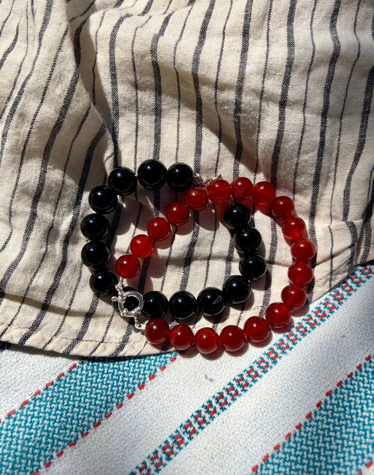 Red Agate Bracelet with Sterling Silver Clasp, Ophalen of Verzenden, Nieuw, Zilver
