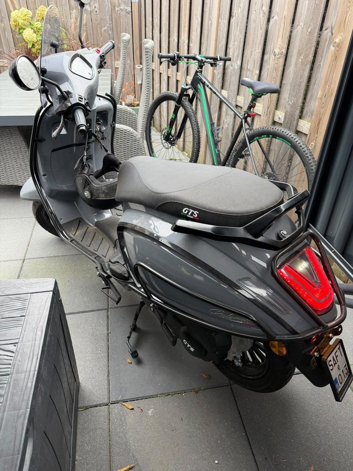 Gts palamero scooter, Ophalen, Zo goed als nieuw, Benzine, Overige merken