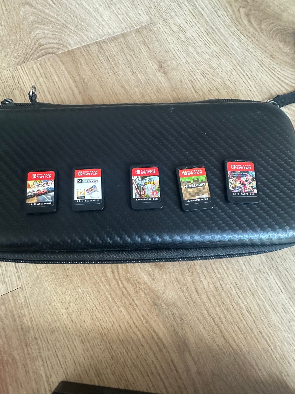 Nintendo Switch met 6 spellen en accessoires, Met games, Met 2 controllers, Ophalen of Verzenden, Zo goed als nieuw