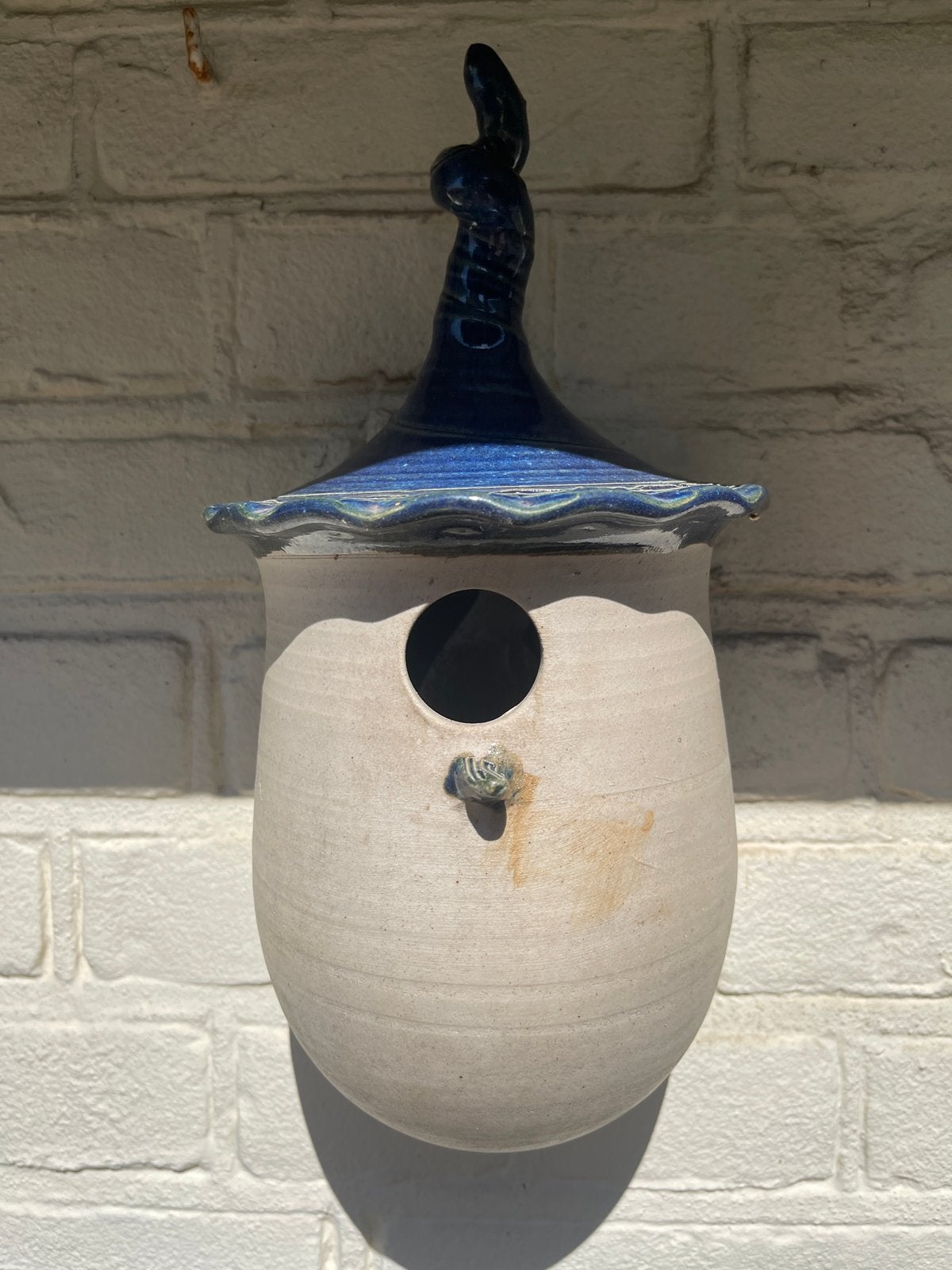 Keramieken vogelhuisje met blauw dakje, Ophalen of Verzenden, Gebruikt