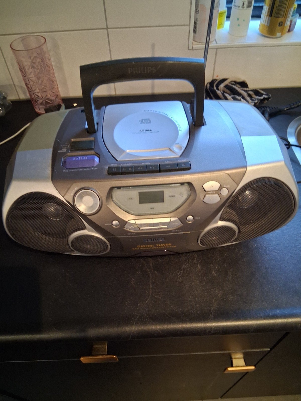 Philips AZ1060 CD en radio, Ophalen of Verzenden, Gebruikt