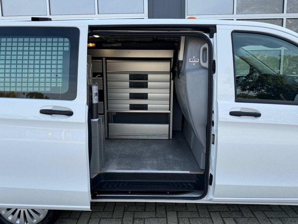 Mercedes-benz EVITO 112 66kWh Lang / Airco / WERKPLAATS / Cr, Automaat, Wit, Mercedes-Benz, Te koop