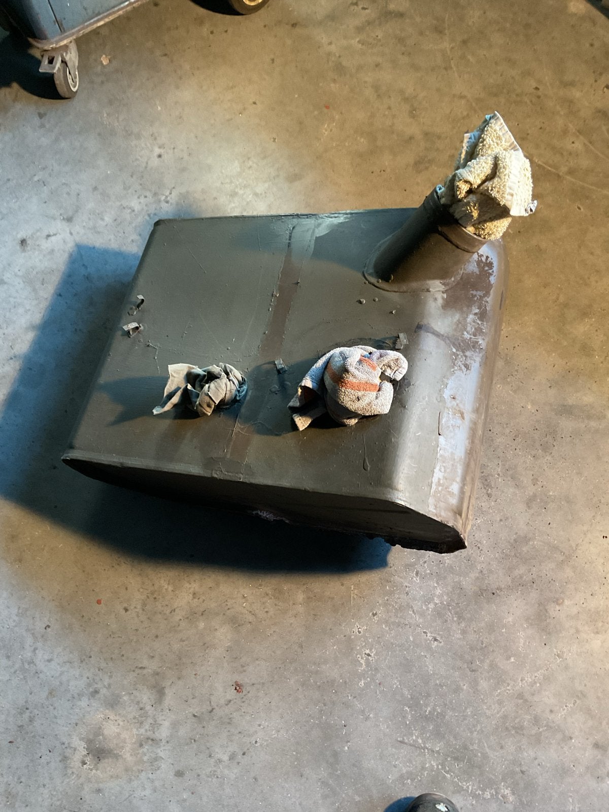 Originele Nekaf benzinetank - laswerk nodig, Auto-onderdelen, Ophalen, Gebruikt, Jeep