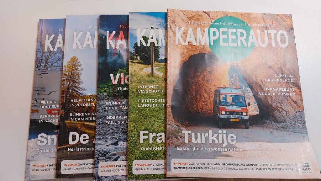 Kampeerauto bladen - Diverse edities, Ophalen of Verzenden, Gelezen, Overige typen