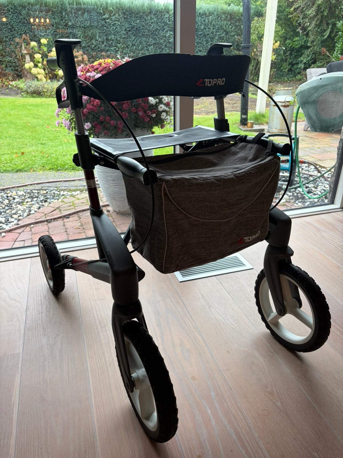 IN ZEER GOEDE STAAT VERKERENDE TOPRO ROLLATOR, Diversen, Ophalen, Gebruikt