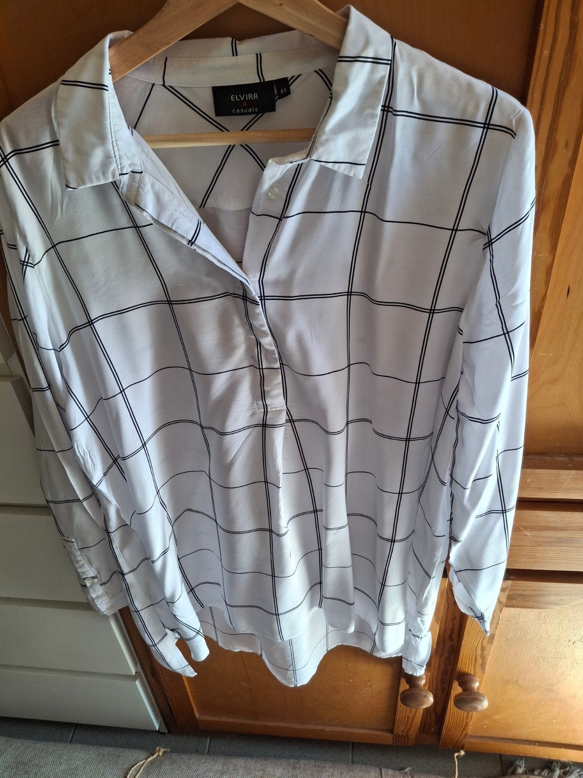 Elvira Casuals Blouse met Ruitpatroon - Maat 44, Kleding | Dames, Blouses en Tunieken, Zo goed als nieuw, Maat 42/44 (L), Wit