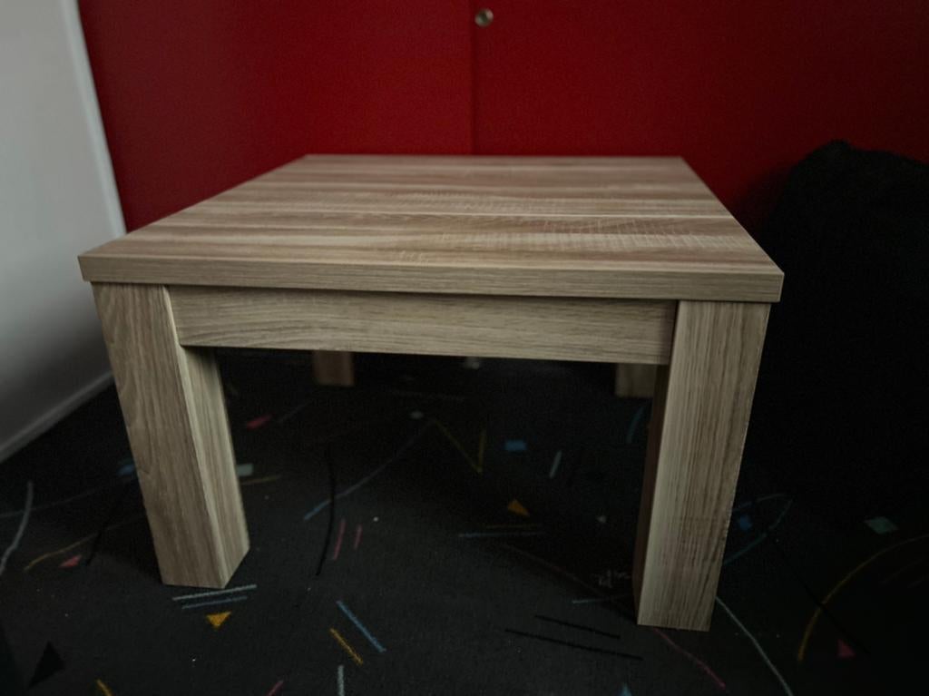 Kleine salon-/hoektafel - serie Lidia, Ophalen, 50 tot 100 cm, Vierkant, 50 tot 100 cm