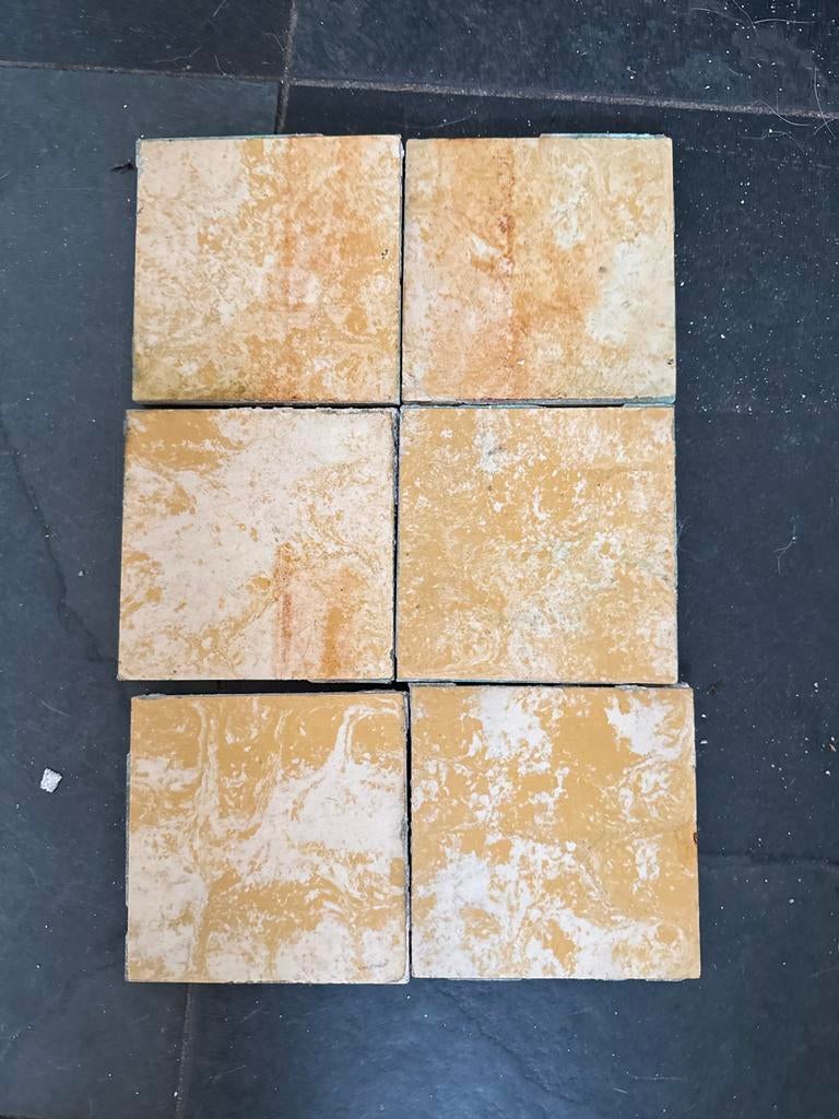Gebruikte vloertegels, geel/beige, 10x10 cm, Doe-het-zelf en Verbouw, Tegels, Ophalen, Keramiek, Minder dan 20 cm, Minder dan 5 m²