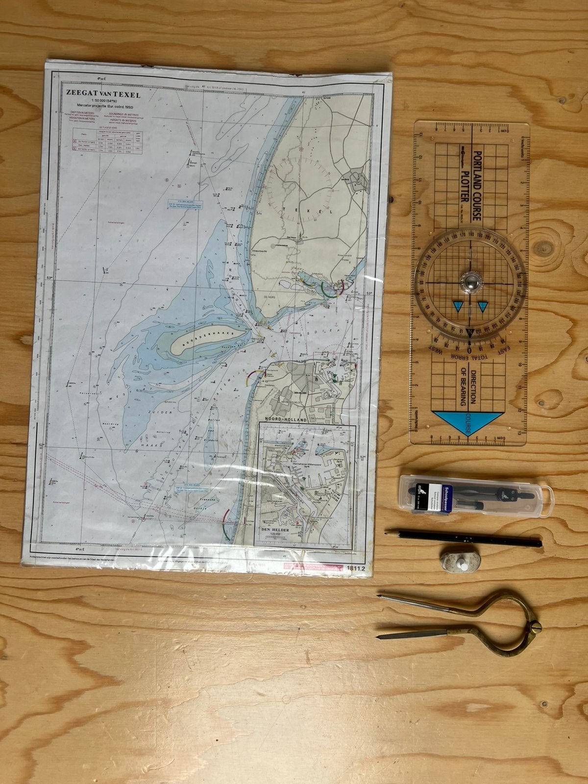 Vaarbewijs 1, vaarbewijs 2. Kaarten en gebruiksmaterialen, Ophalen of Verzenden, Zo goed als nieuw, Kaartplotter of Fish Finder