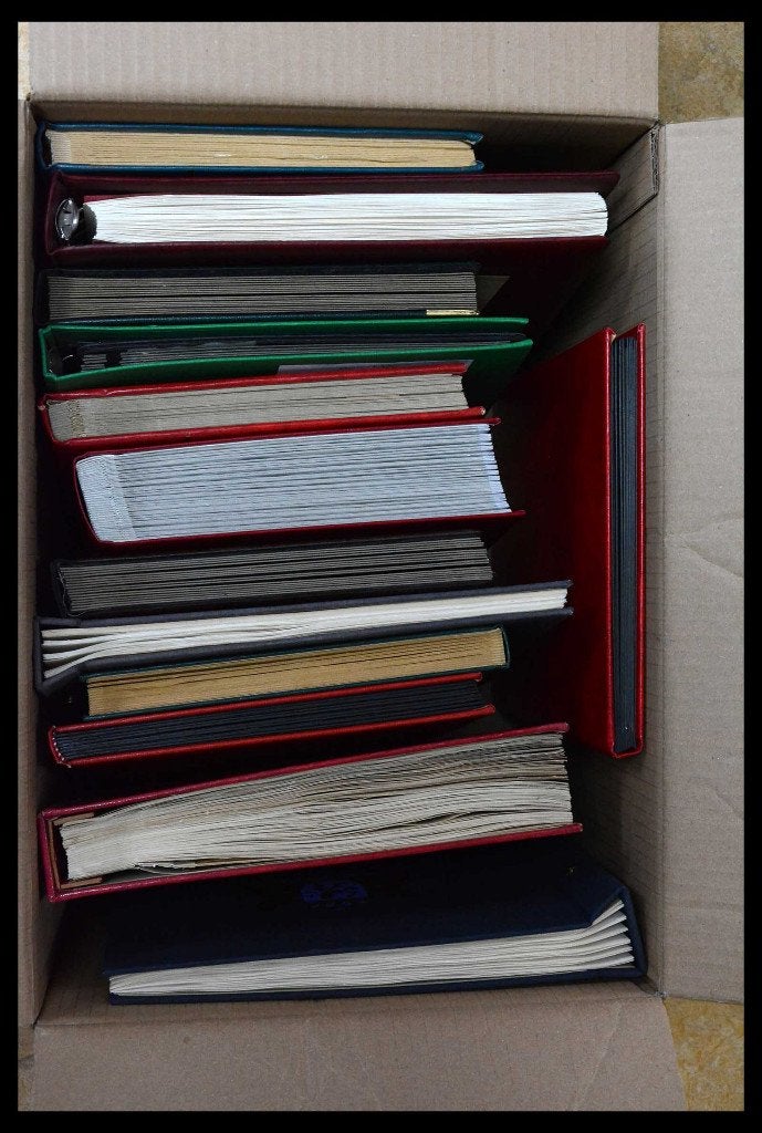 Doos postzegels van over de hele wereld!, Postzegels en Munten, Ophalen of Verzenden, Nederland en Buitenland