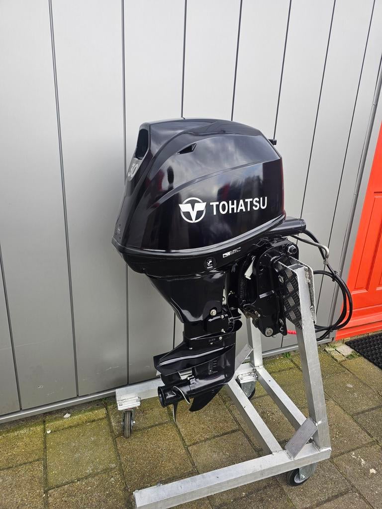 TOHATSU 30 PK 4TAKT EFI KORTSTAART POWERTRIM, Watersport en Boten, Ophalen, Viertaktmotor, Zo goed als nieuw, 30 pk of meer