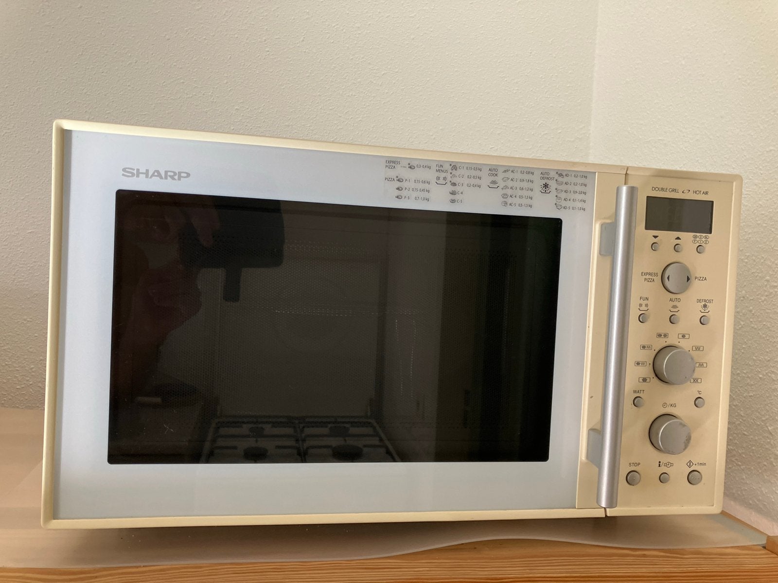 Sharp Combimagnetron met Grill en Hete Lucht, Witgoed en Apparatuur, Magnetrons, Gebruikt, Vrijstaand, Combimagnetron, 45 tot 60 cm