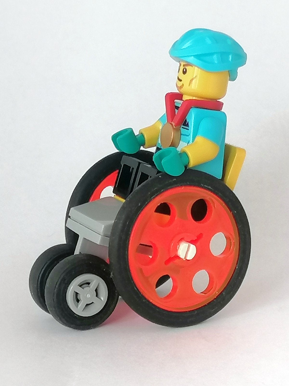 Lego MOC Sporter Rolstoel € 4,50, Ophalen of Verzenden, Zo goed als nieuw, Minifiguur, Lego
