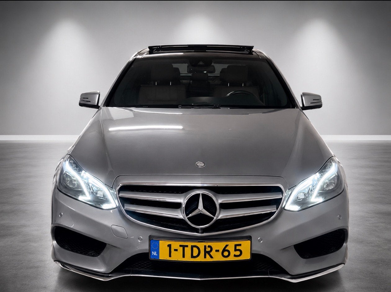 Mercedes E300 BlueTEC HYBRID AMG | 360 Cam| Pano | NL Auto, Auto's, Mercedes-Benz, Diesel, Particulier, Te koop, E-Klasse