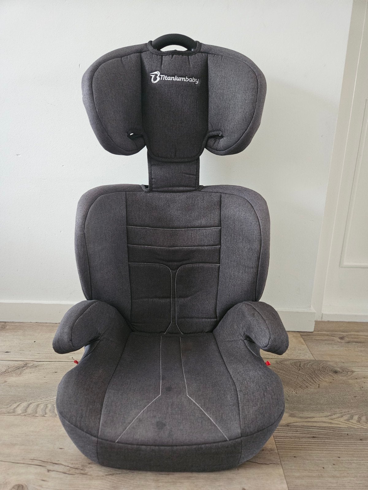 Titaniumbaby Autostoel 15-36 kg Groep 2/3, Kinderen en Baby's, Autostoeltjes, Ophalen, 15 t/m 36 kg, Overige merken, Autogordel