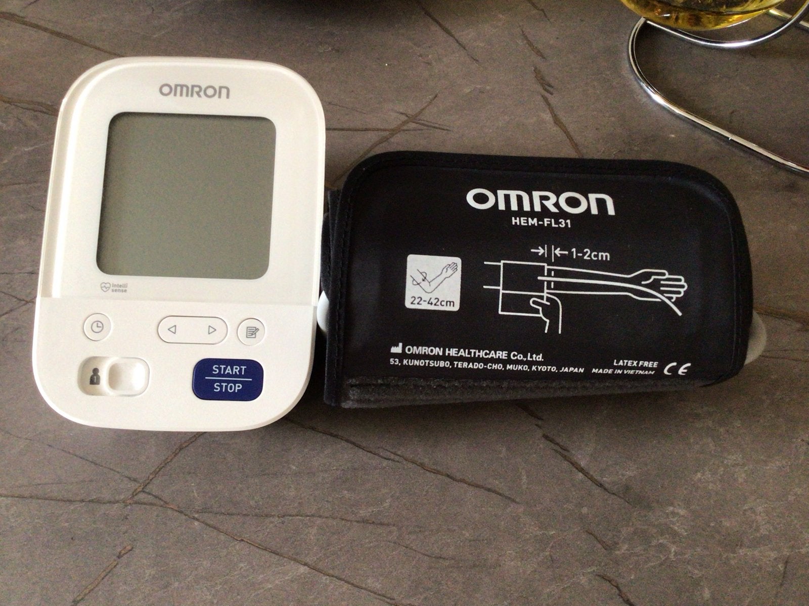 Omron Bloeddrukmeter met Manchet (HEM-FL31), Ophalen, Zo goed als nieuw, Overige typen