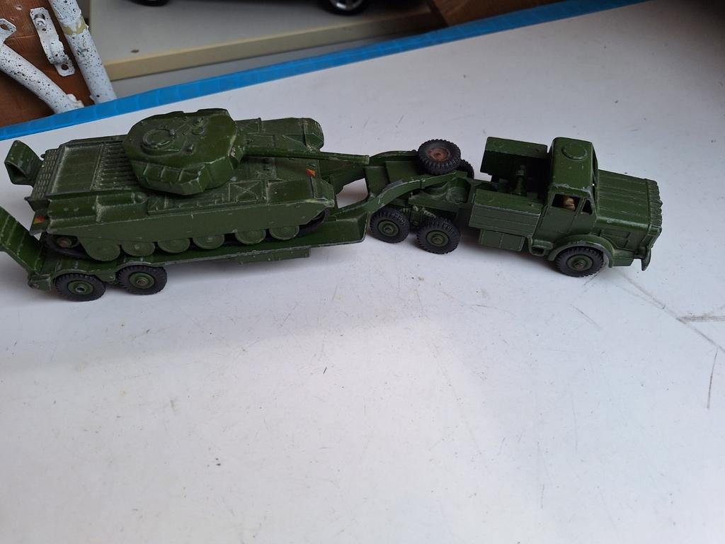 Dinky Toys Tanktransporter - Vintage Militair Voertuig, Ophalen of Verzenden, Gebruikt, Auto, Dinky Toys