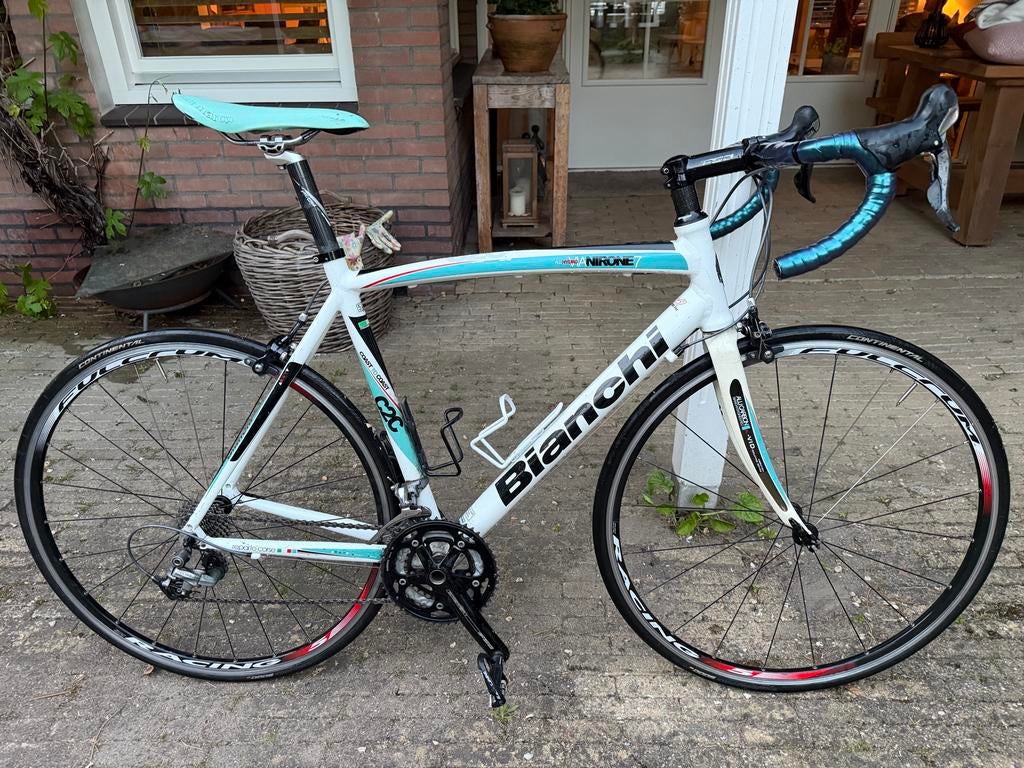 Bianchi Via Nirone 7 racefiets - Maat 57, 28 inch, Gebruikt, Velgrem, 57 tot 61 cm