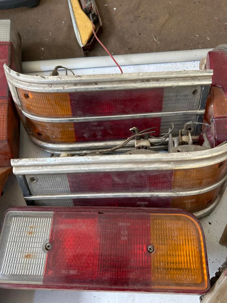 Diverse achterlichten voor auto's - Gebruikt, Ophalen of Verzenden, Gebruikt, Overige automerken
