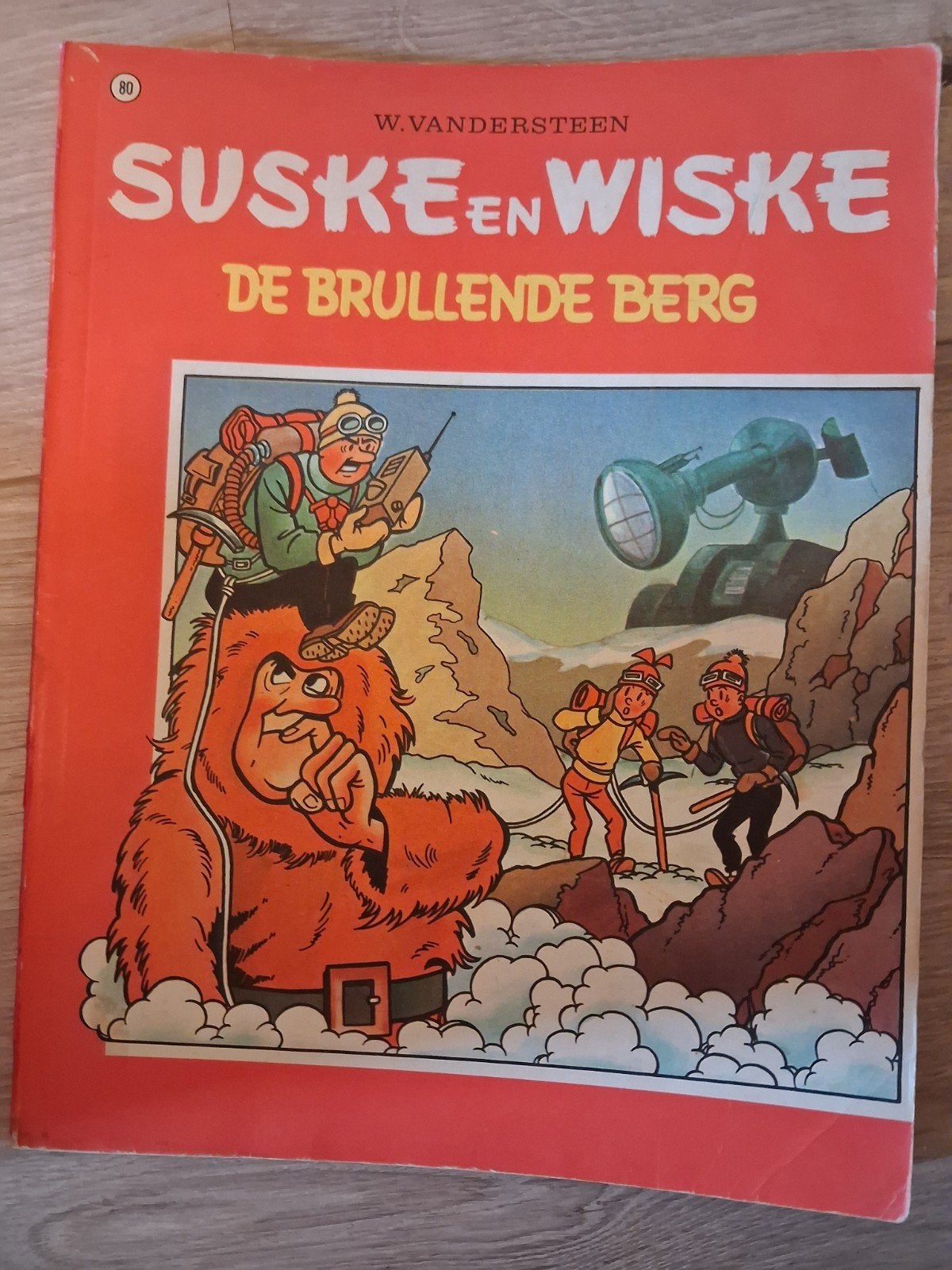 Suske en Wiske 80: De Brullende Berg (1e druk, matte kaft), Eén stripboek, Ophalen of Verzenden, Gelezen